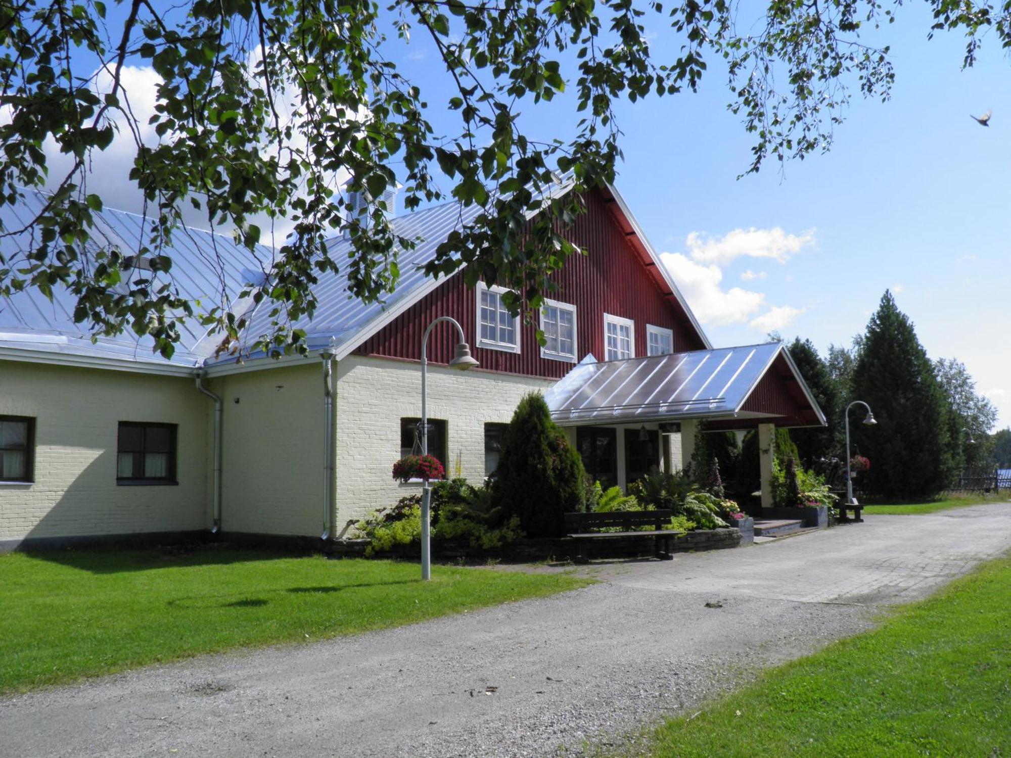 Hyvaerilae Youth- And Holiday Centre Nurmes Exterior photo